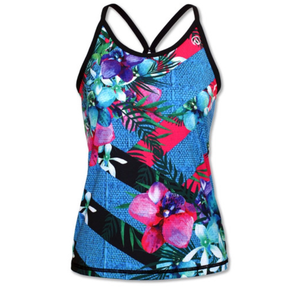 INKnBURN women’s paradise camisole with built in shelf bra size medium